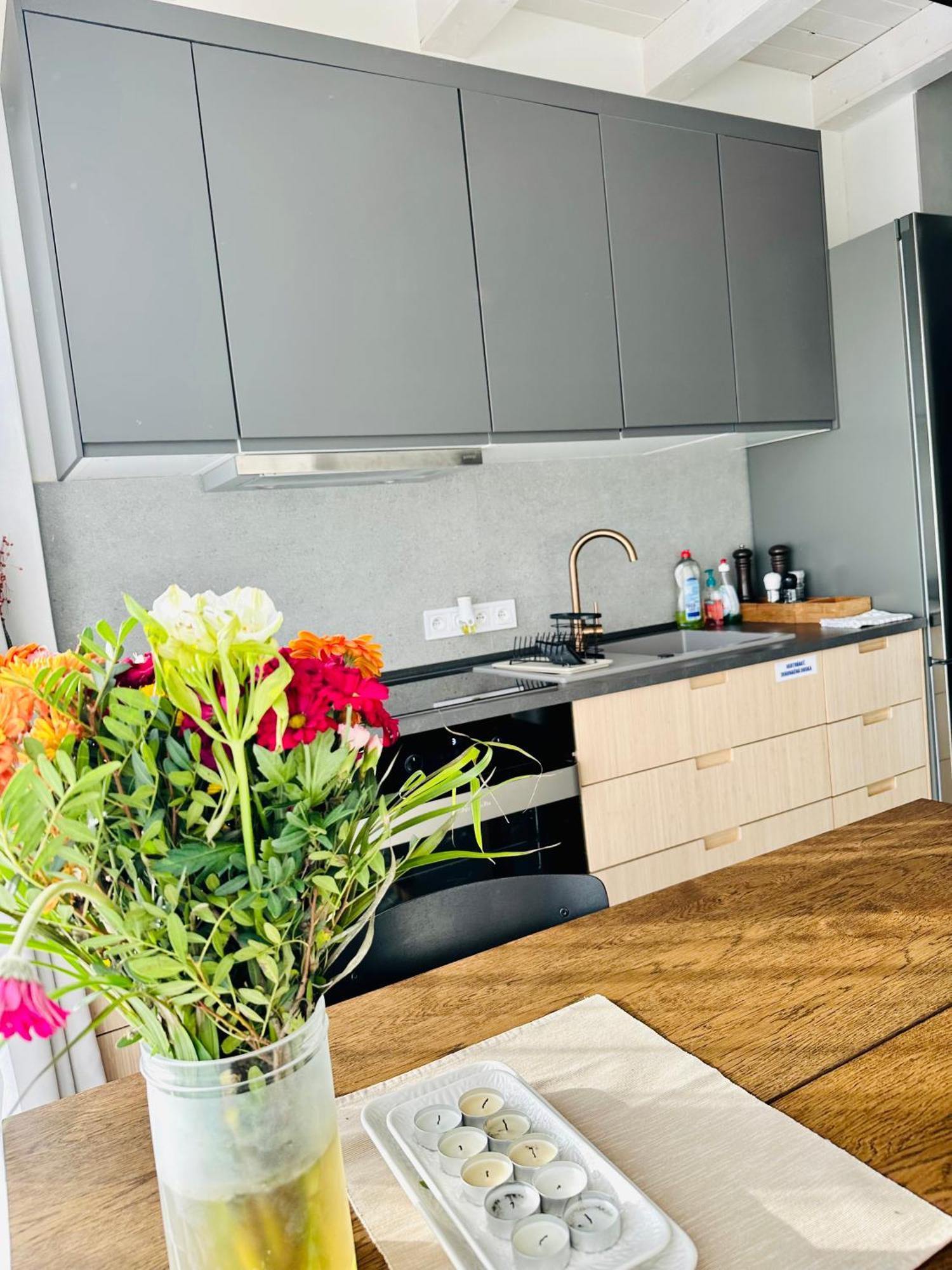 Stone Apartment Zsolna Kültér fotó